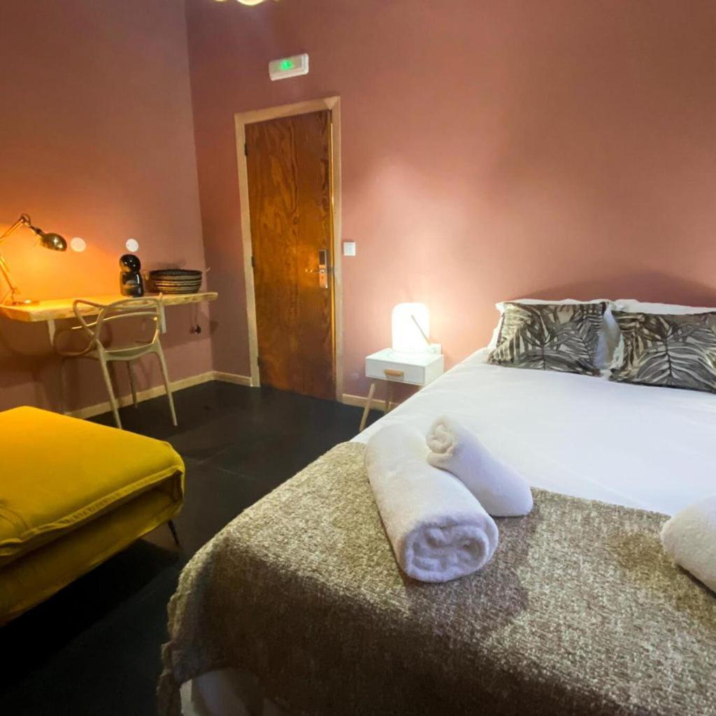 Porto Santo Destination Hostel Ngoại thất bức ảnh